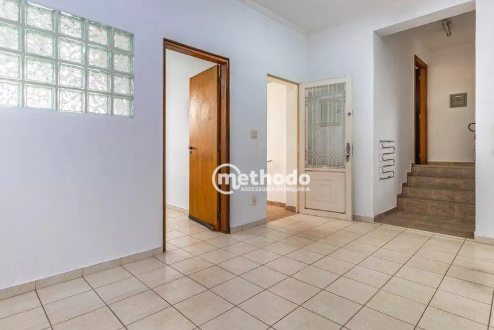 Casa à venda e aluguel com 6 quartos, 155m² - Foto 3