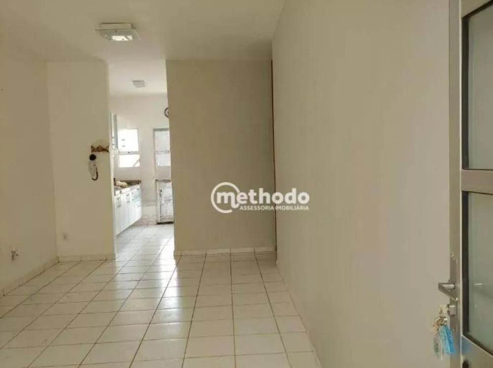 Casa à venda com 3 quartos, 120m² - Foto 2