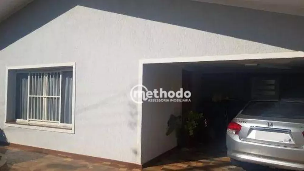 Casa à venda com 3 quartos, 207m² - Foto 2