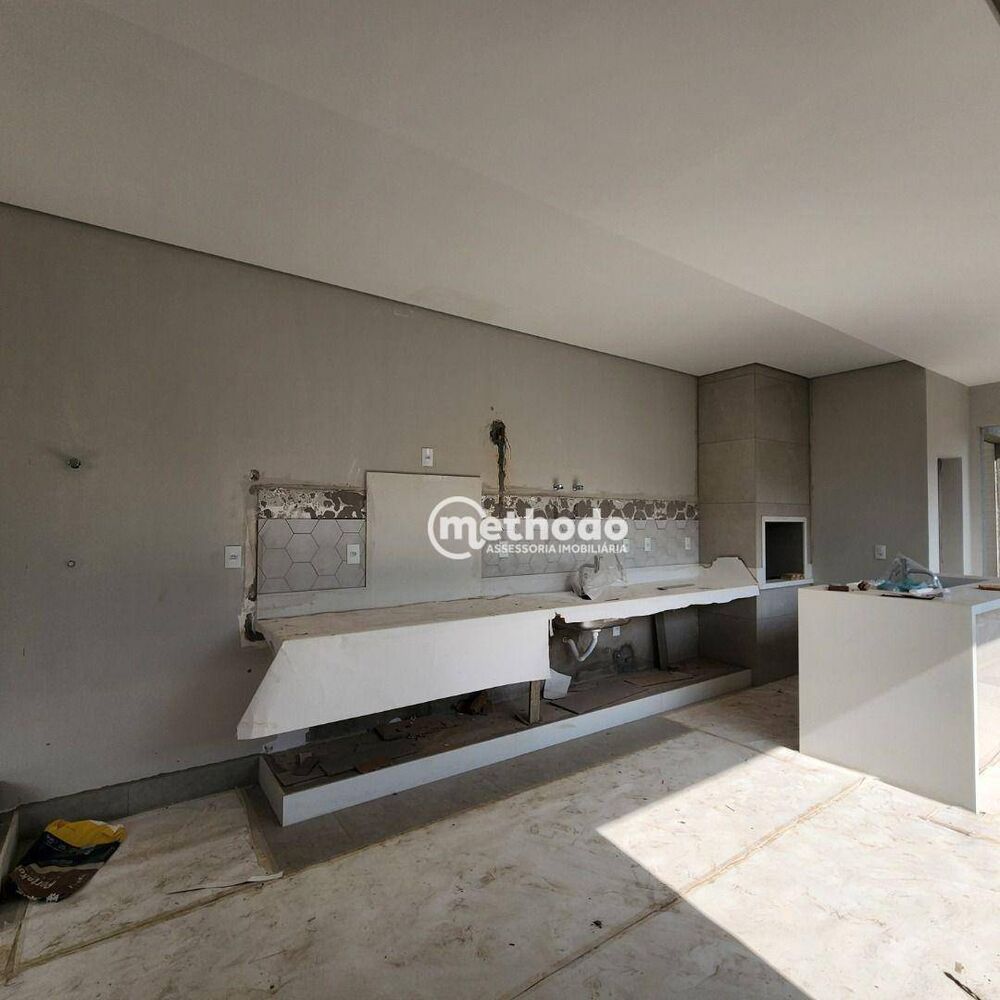 Casa de Condomínio à venda com 4 quartos, 216m² - Foto 3