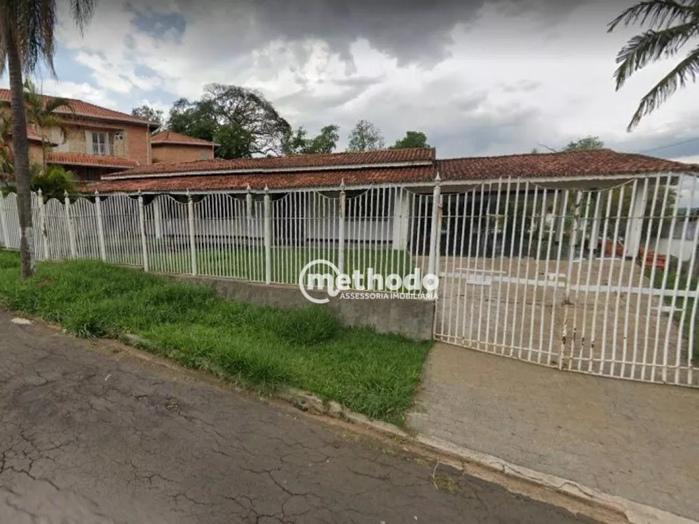 Casa à venda com 5 quartos, 950m² - Foto 1