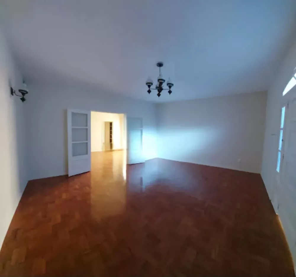 Casa para alugar com 3 quartos, 280m² - Foto 2