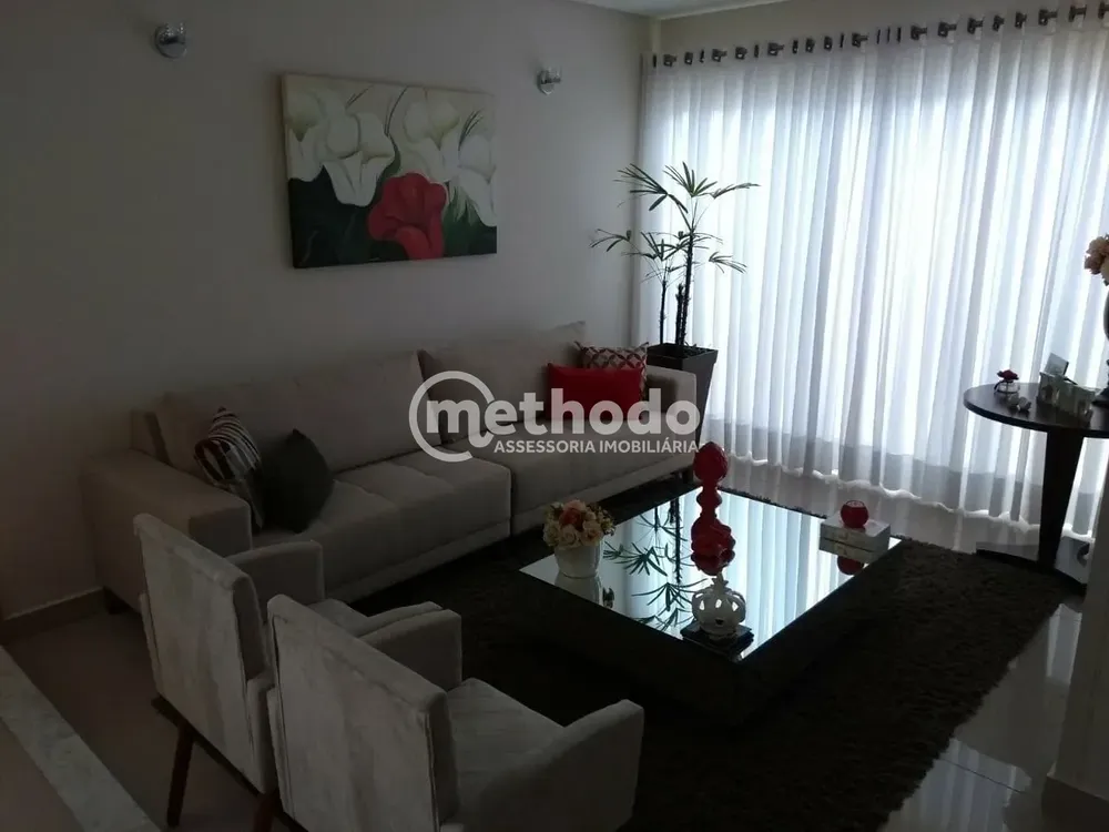 Casa, 3 quartos, 267 m² - Foto 1