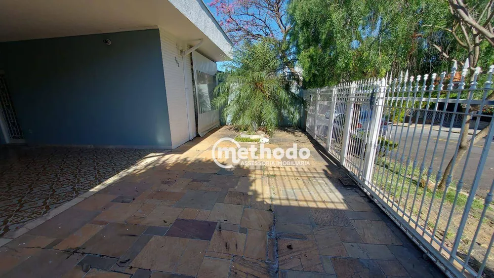 Casa à venda com 4 quartos, 200m² - Foto 4