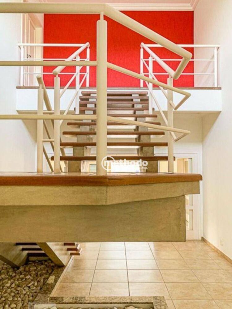 Casa de Condomínio à venda com 4 quartos, 441m² - Foto 1