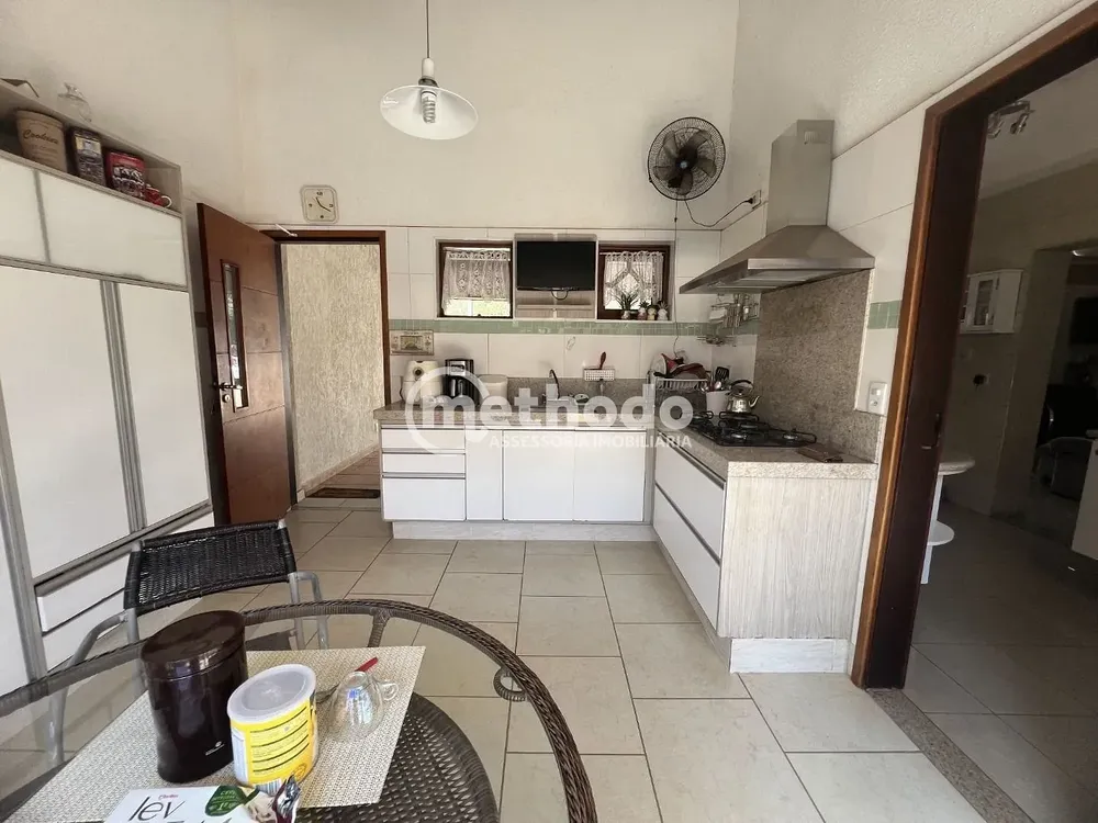 Casa, 3 quartos, 180 m² - Foto 1