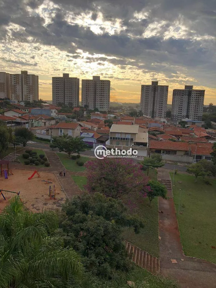 Apartamento à venda com 2 quartos, 50m² - Foto 2