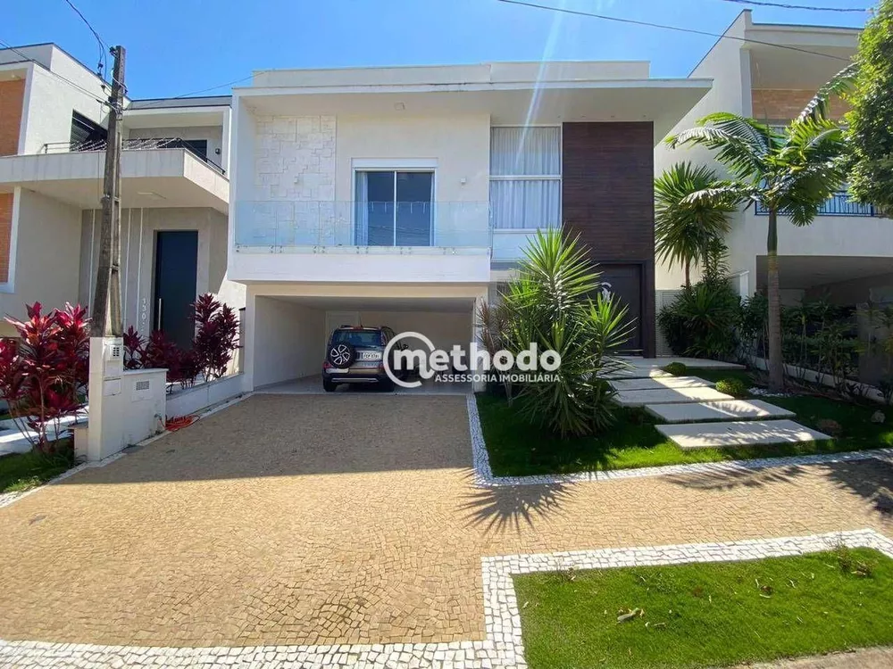 Casa de Condomínio à venda com 4 quartos, 335m² - Foto 1