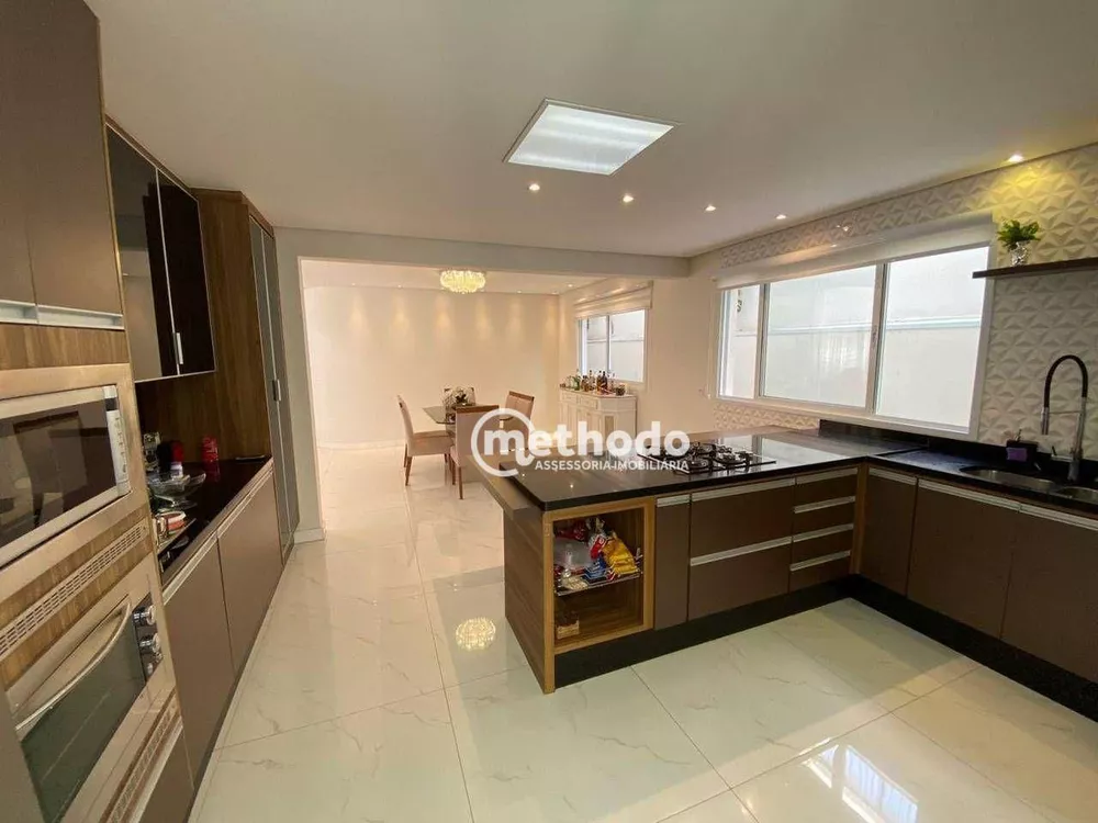 Casa de Condomínio à venda com 4 quartos, 335m² - Foto 5