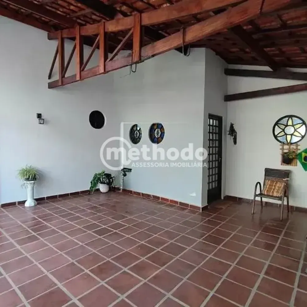 Casa, 3 quartos, 222 m² - Foto 1