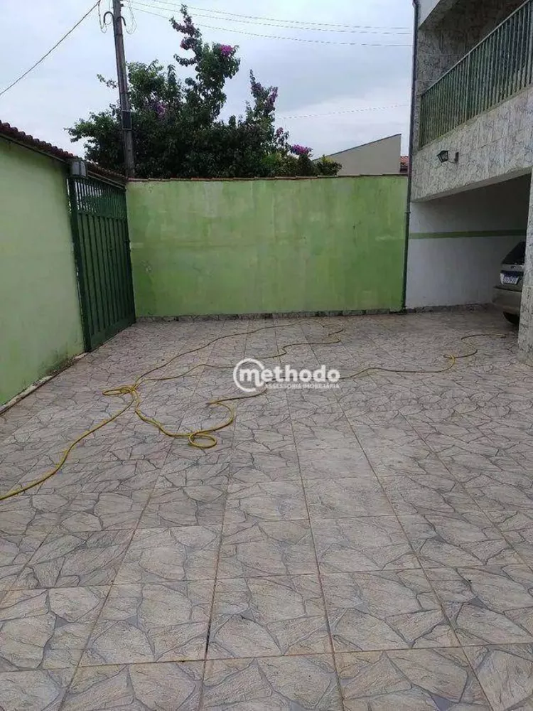 Casa à venda com 3 quartos, 192m² - Foto 2