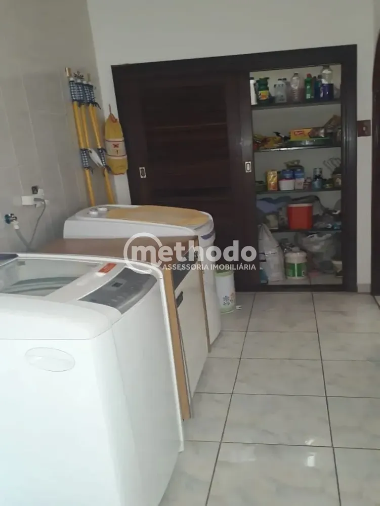 Casa, 5 quartos, 235 m² - Foto 1