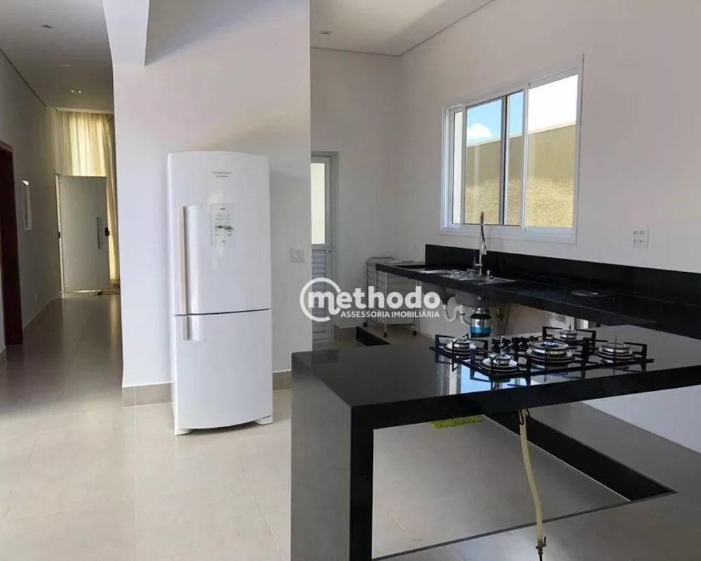 Casa de Condomínio à venda com 3 quartos, 368m² - Foto 1