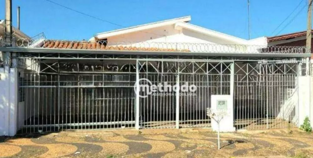 Casa à venda com 3 quartos, 200m² - Foto 2