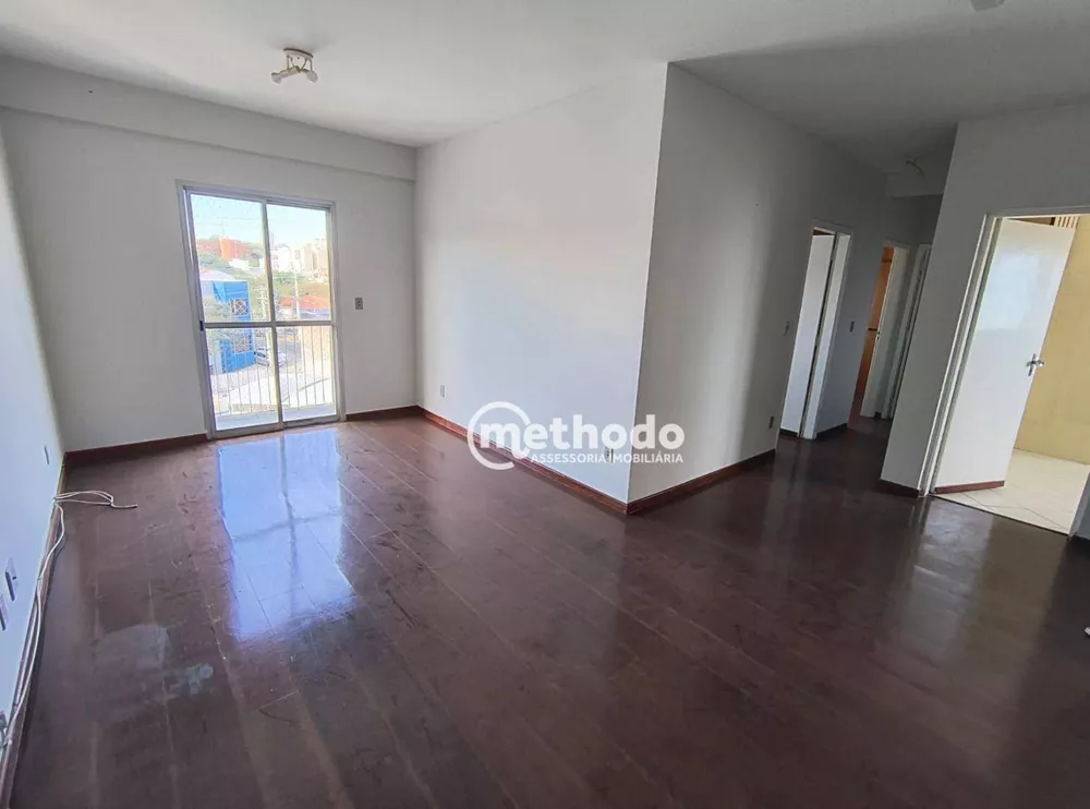 Apartamento à venda com 2 quartos, 70m² - Foto 1