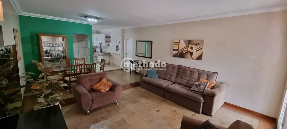Casa, 3 quartos, 202 m² - Foto 1