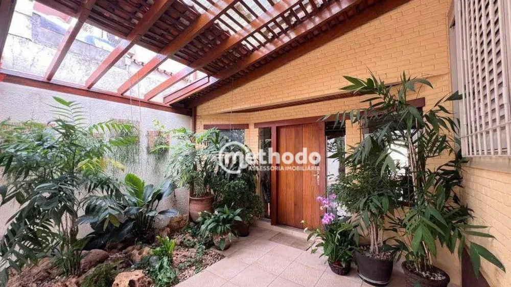 Casa à venda com 5 quartos, 365m² - Foto 4