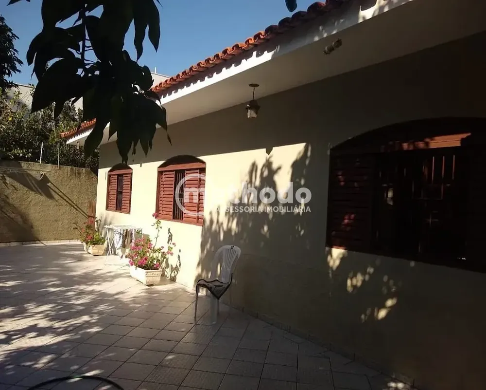 Casa, 4 quartos, 286 m² - Foto 2
