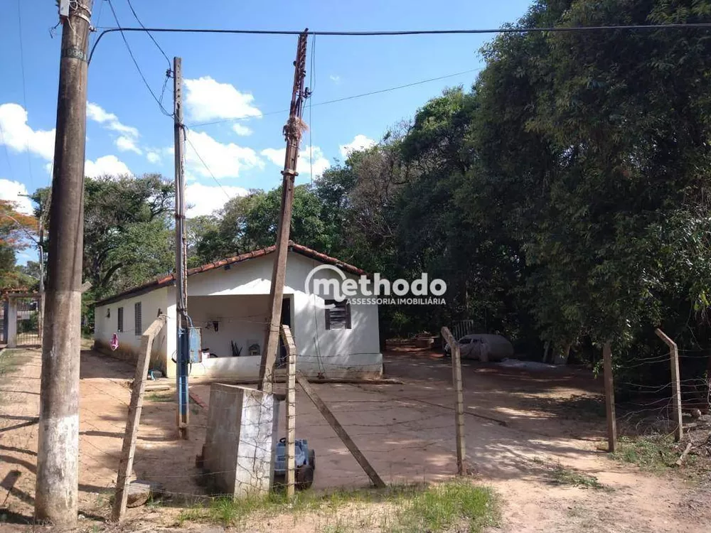 Chácara à venda com 3 quartos, 100m² - Foto 1