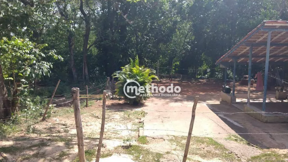 Chácara à venda com 3 quartos, 100m² - Foto 3