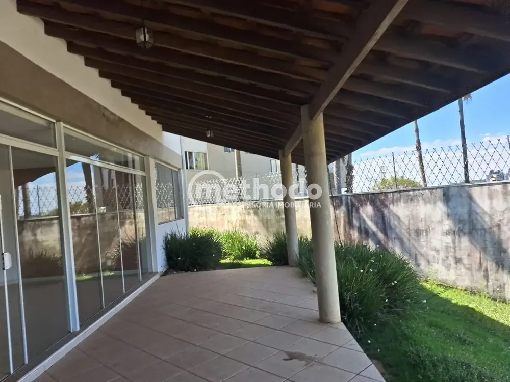 Casa, 5 quartos, 431 m² - Foto 3