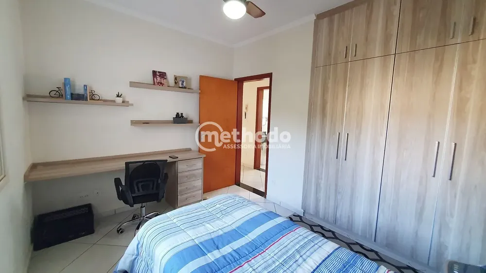 Casa, 3 quartos, 230 m² - Foto 2