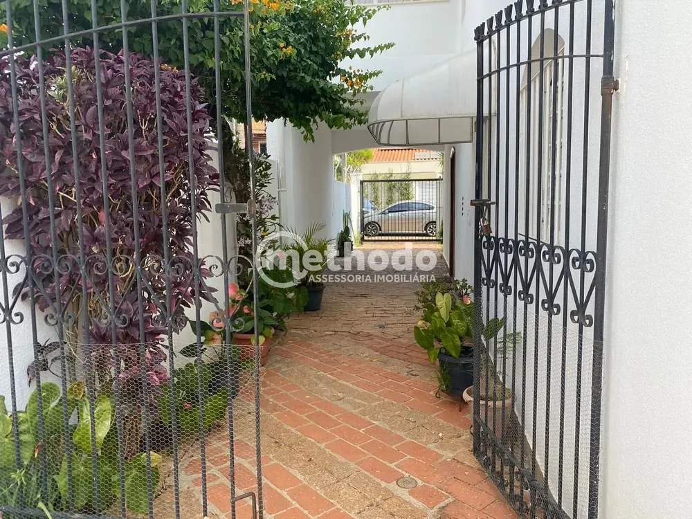 Casa, 3 quartos, 227 m² - Foto 2