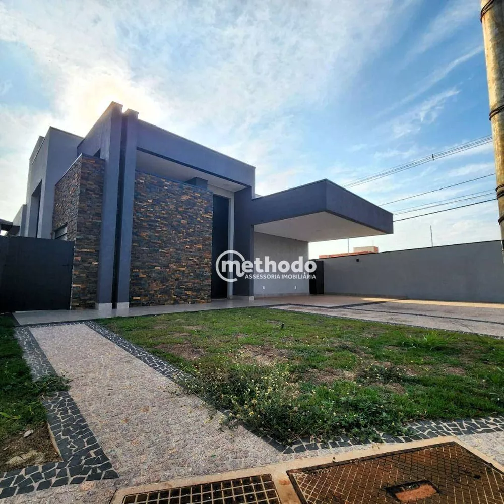 Casa de Condomínio à venda com 4 quartos, 192m² - Foto 1