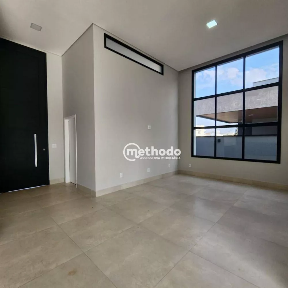 Casa de Condomínio à venda com 4 quartos, 192m² - Foto 2