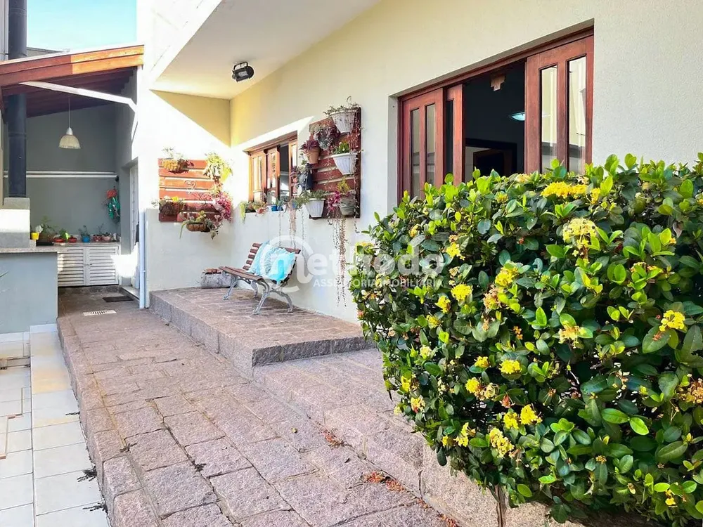 Casa, 3 quartos, 350 m² - Foto 3