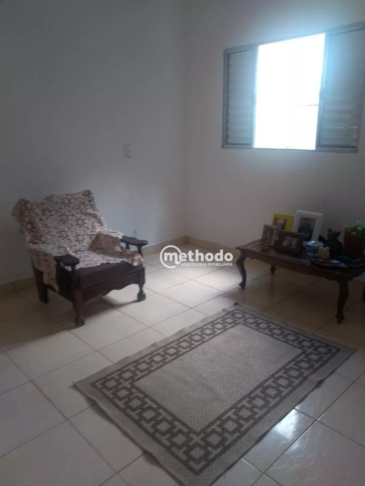 Casa à venda com 4 quartos, 200m² - Foto 3