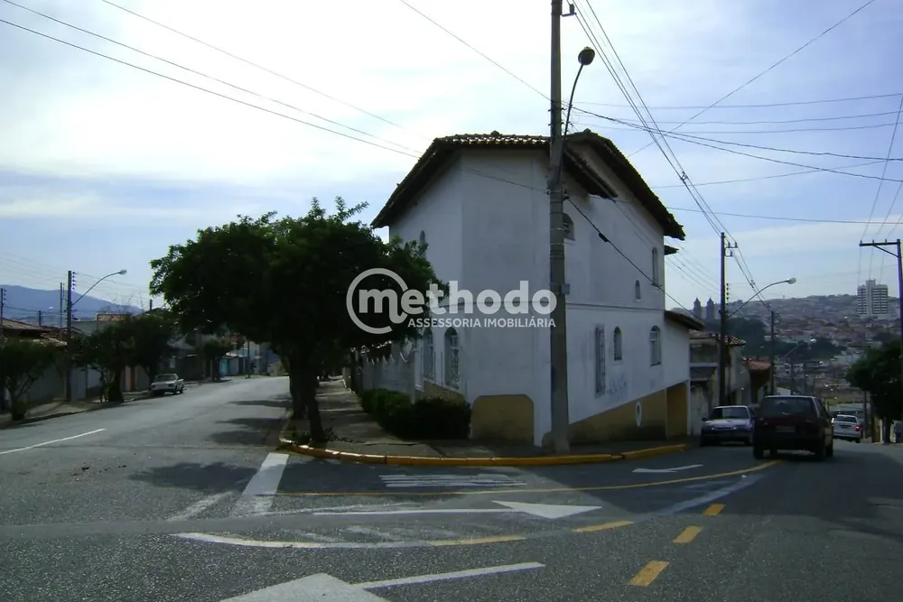 Casa, 3 quartos, 300 m² - Foto 1