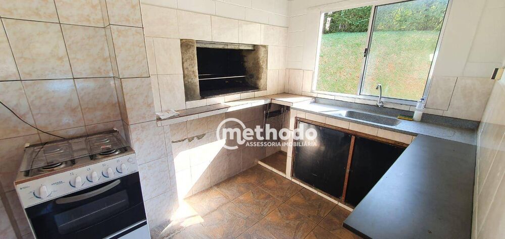 Chácara à venda com 3 quartos, 230m² - Foto 8