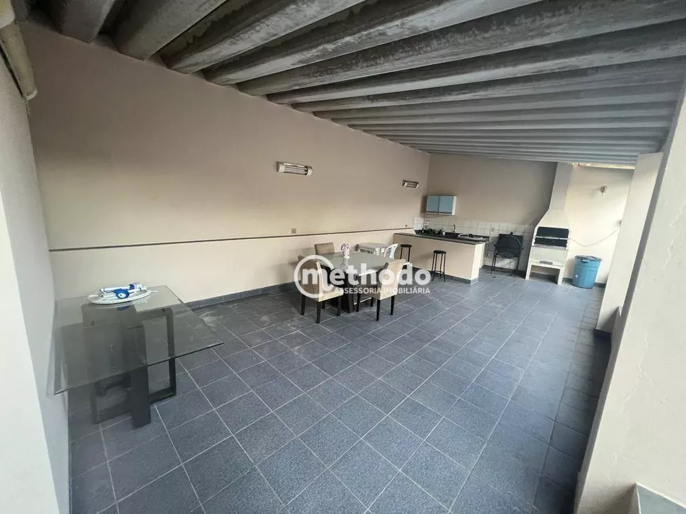 Casa à venda com 3 quartos, 250m² - Foto 4