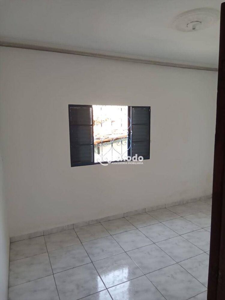 Casa à venda com 2 quartos, 185m² - Foto 8