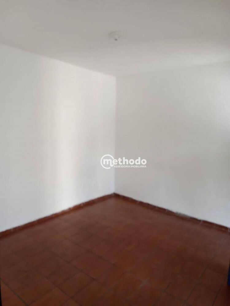 Casa à venda com 2 quartos, 185m² - Foto 3