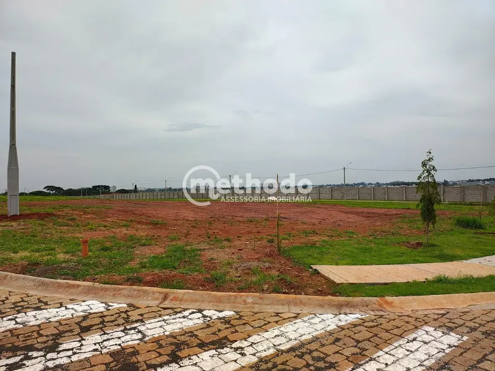 Terreno, 305 m² - Foto 2