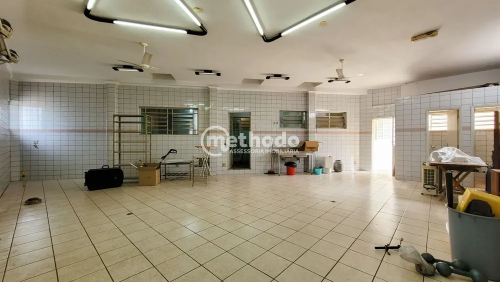 Casa, 5 quartos, 323 m² - Foto 2