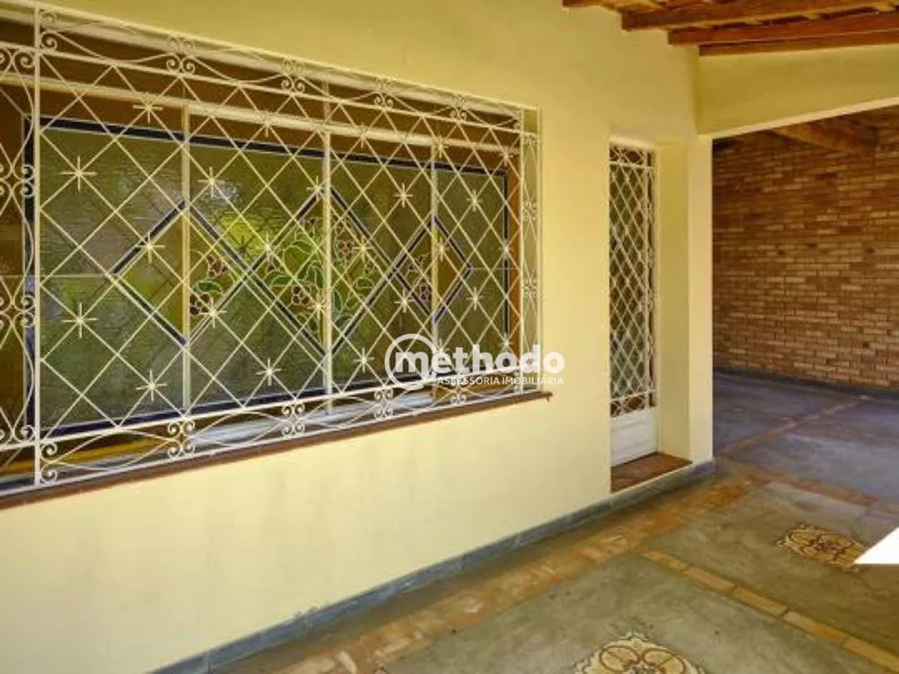 Casa à venda com 3 quartos, 180m² - Foto 2