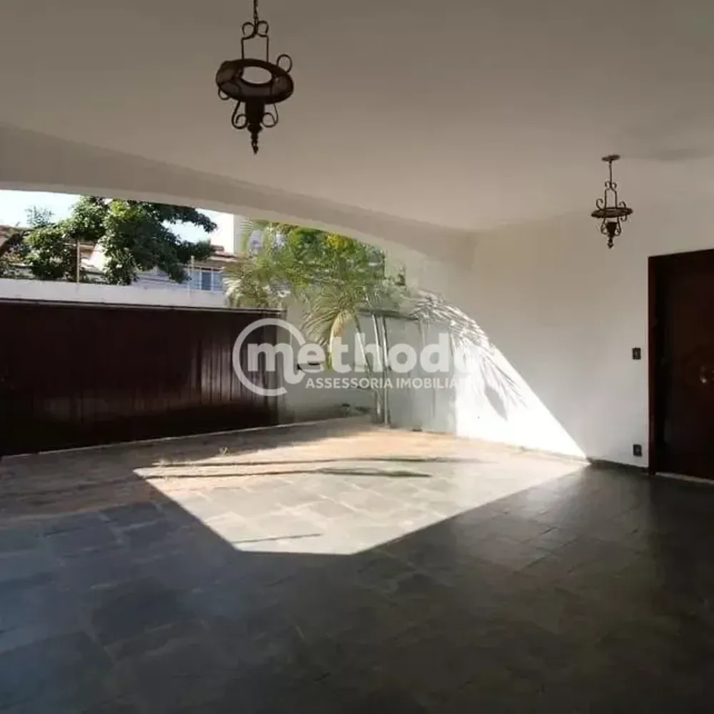 Casa, 3 quartos, 286 m² - Foto 1