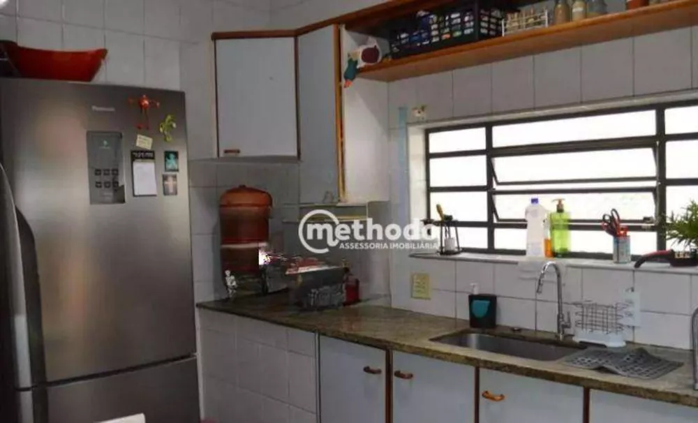 Casa à venda com 3 quartos, 258m² - Foto 8