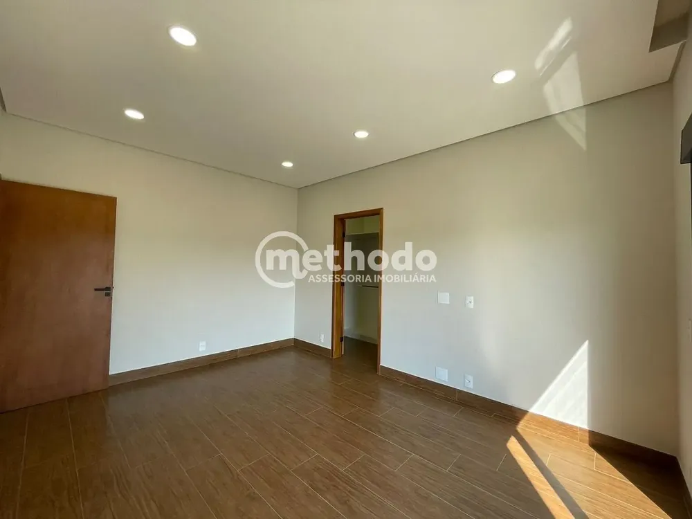 Casa, 4 quartos, 254 m² - Foto 2