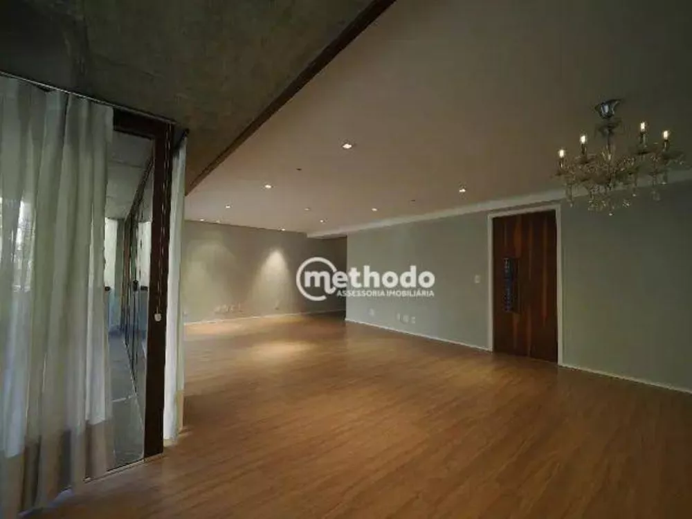 Apartamento à venda com 4 quartos, 226m² - Foto 2