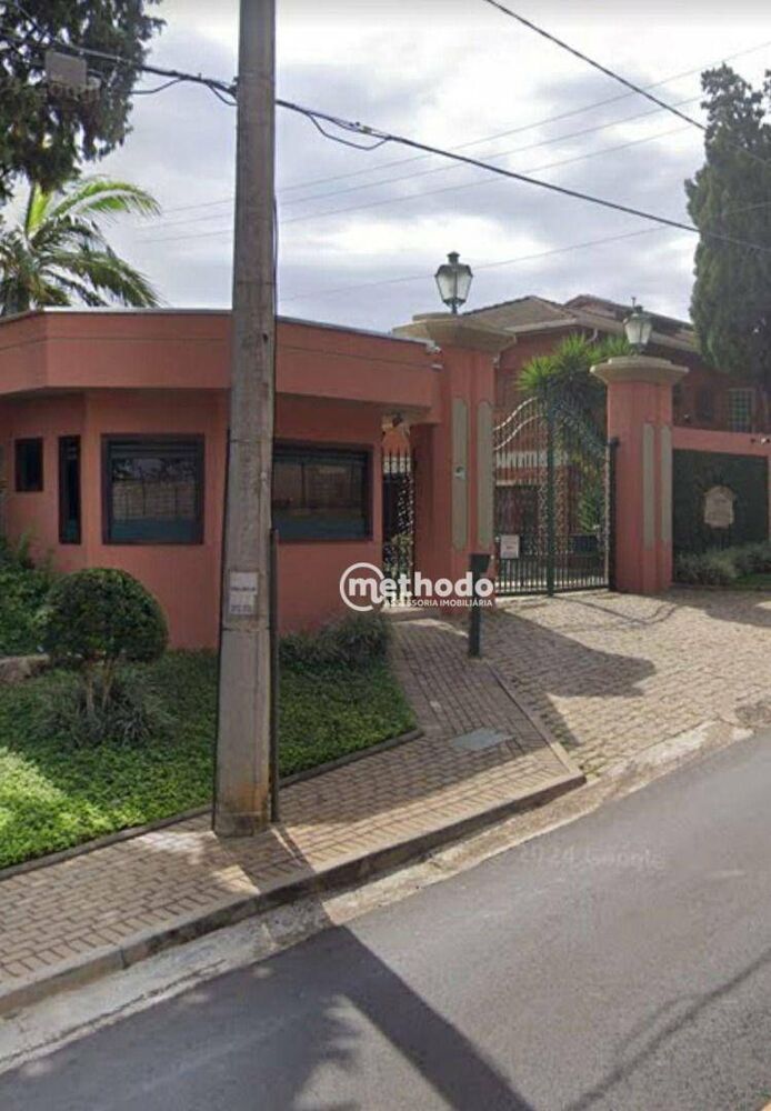 Casa à venda com 3 quartos, 350m² - Foto 2