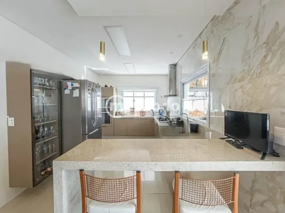 Casa, 4 quartos, 282 m² - Foto 3