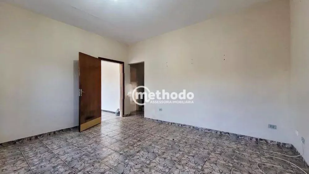 Casa à venda com 3 quartos, 250m² - Foto 4