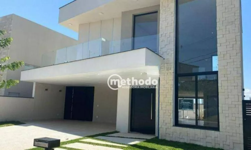 Casa de Condomínio à venda com 4 quartos, 272m² - Foto 2