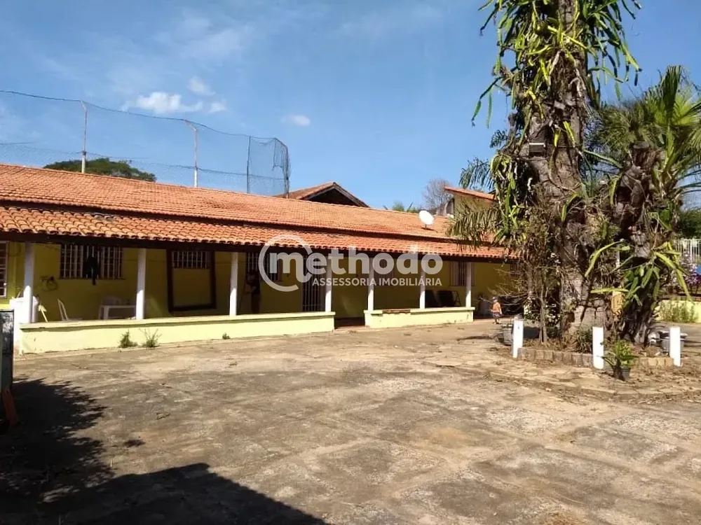 Chácara, 3 quartos, 1228 m² - Foto 4