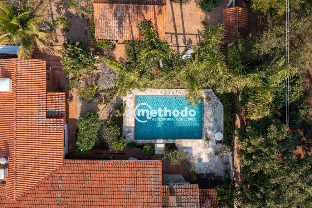 Chácara à venda com 3 quartos, 324m² - Foto 2