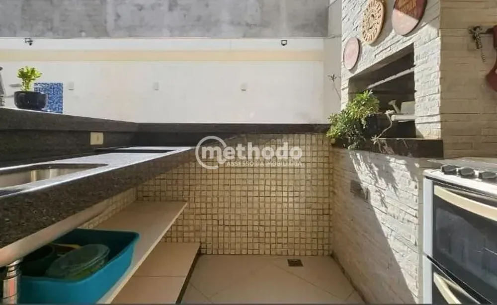 Casa, 4 quartos, 322 m² - Foto 1